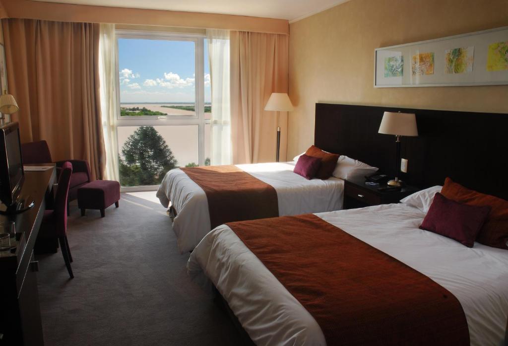 Howard Johnson Plaza Resort & Casino Mayorazgo Paraná Værelse billede