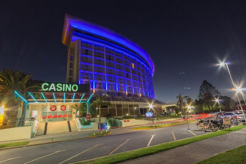 Howard Johnson Plaza Resort & Casino Mayorazgo Paraná Eksteriør billede Casino Marina del Sol