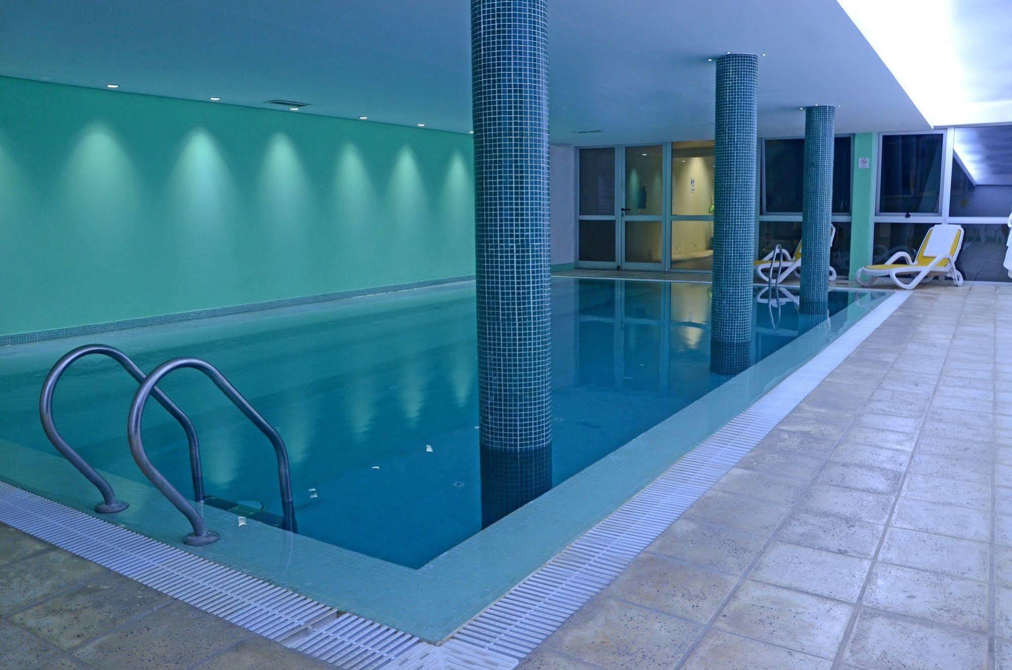 Howard Johnson Plaza Resort & Casino Mayorazgo Paraná Eksteriør billede Swimming pool
